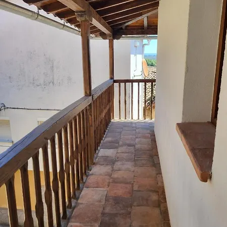 Casa Rural: La Casa El Cura * Madrigal de la Vera