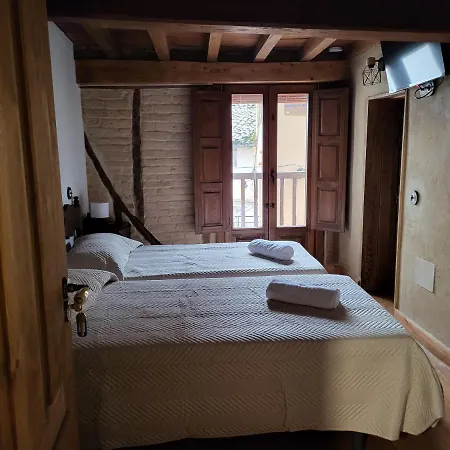 Nyaraló Casa Rural: La Casa El Cura Madrigal de la Vera